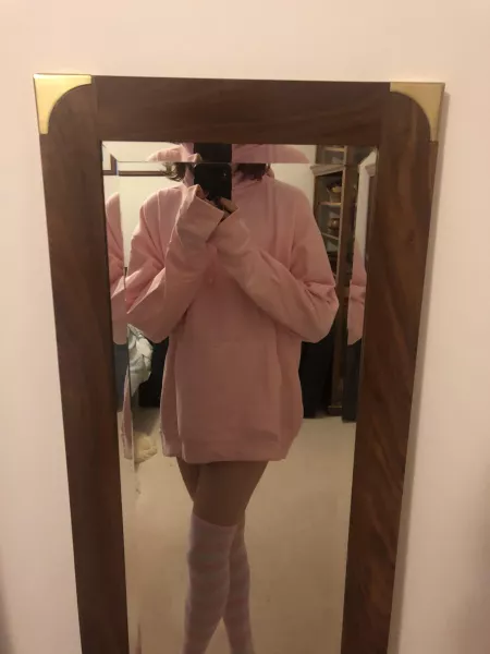 big sweater for a small boi π₯°