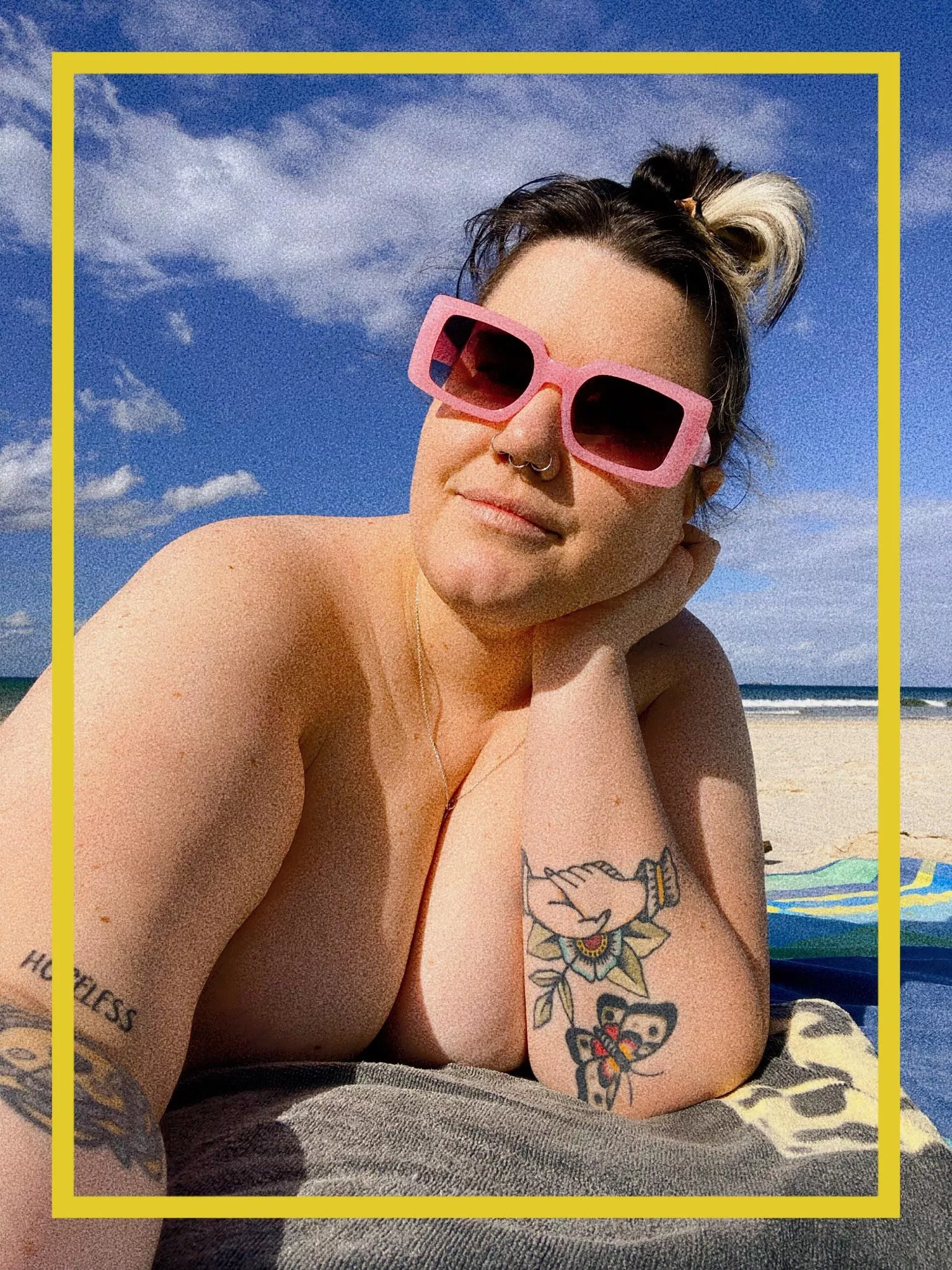 Big tiddy goth but make it at the beach ❤️‍🔥