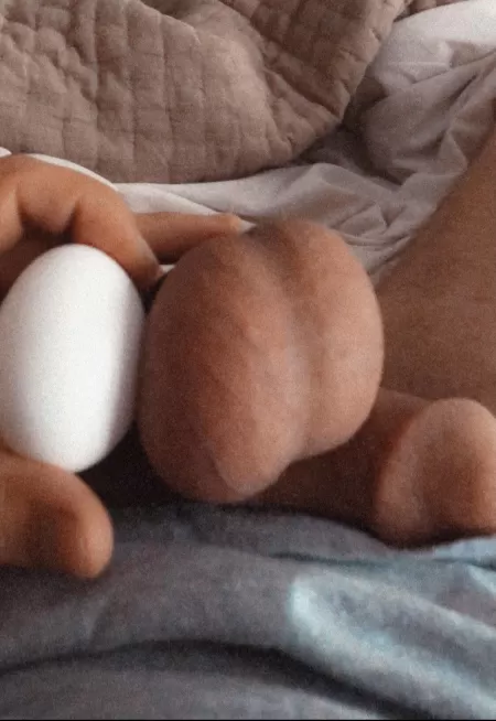 Bigger than a grade A large egg Bigger than a grade A large egg