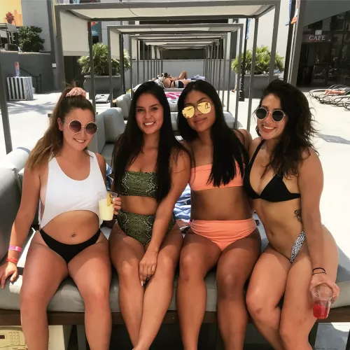 Bikini babes