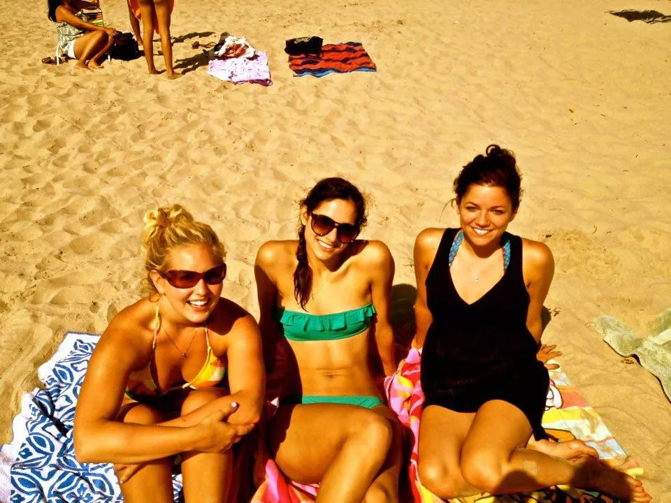 Bikini trio Bikini trio