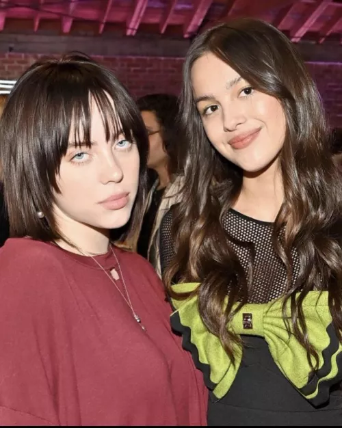 Billie Eilish and Olivia Rodrigo are gonna make out for half an hour making you watch before they let you eat them out. Billie Eilish and Olivia Rodrigo are gonna make out for half an hour making you watch before they let you eat them out.