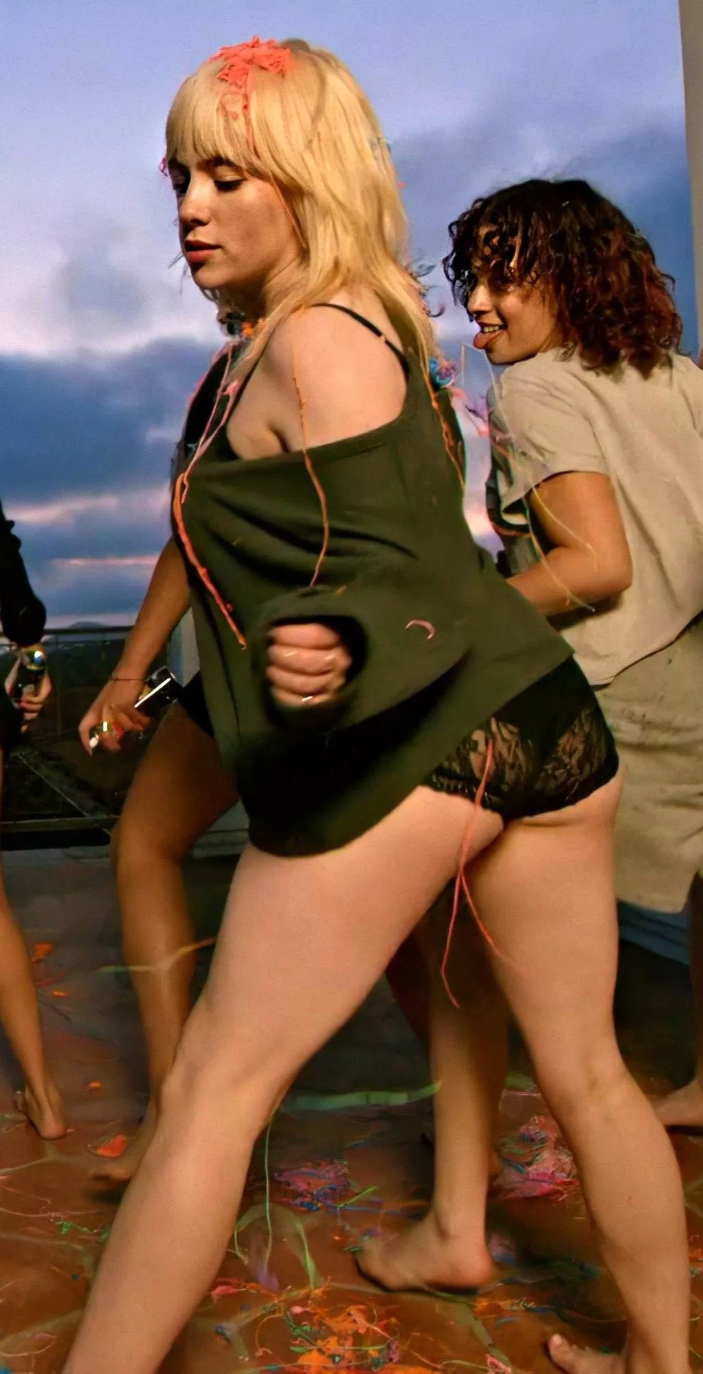 Billie Eilish got me feeling submissive and breedable, just wanna get fucked for her right now Billie Eilish got me feeling submissive and breedable, just wanna get fucked for her right now