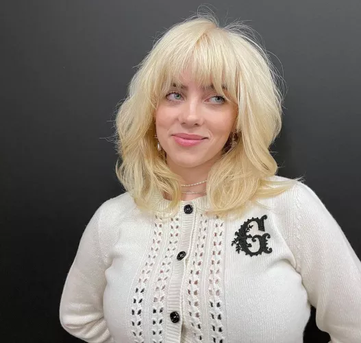 Billie Eilish makes everyone throb, right? Billie Eilish makes everyone throb, right?