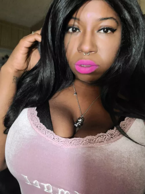Bimbo makeup Bimbo makeup