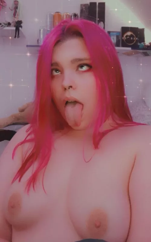 Bit old, back when I had pink hair xD Bit old, back when I had pink hair xD