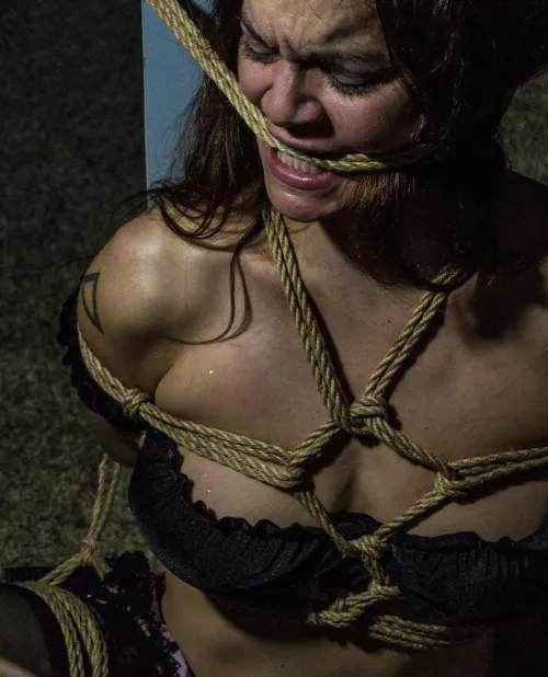 Bite the rope Bite the rope