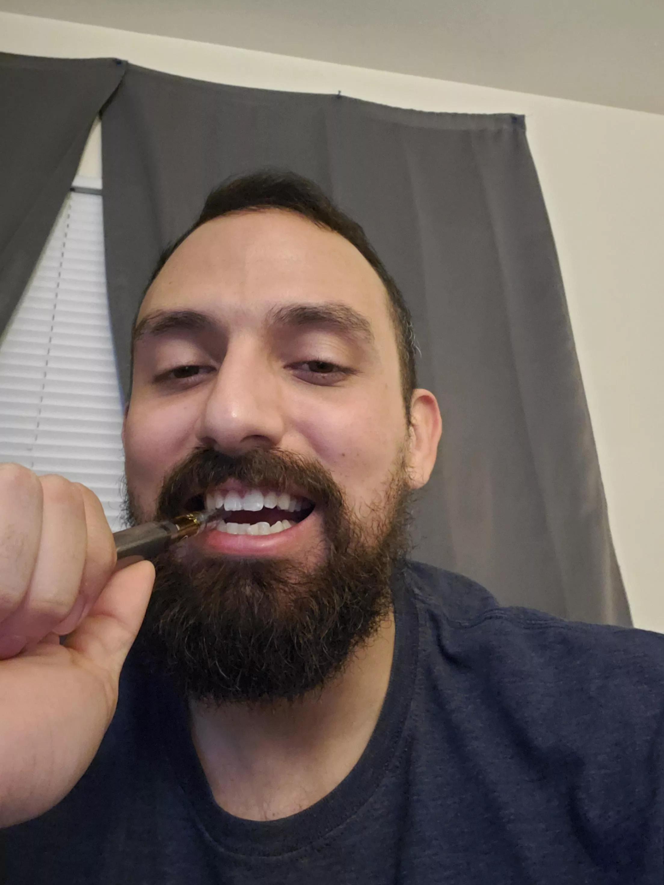 Biting the vape because I don't have so(M)eone to bite on tonight.