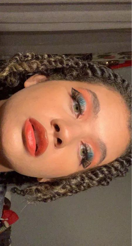 Bj lips and complementary colors Bj lips and complementary colors