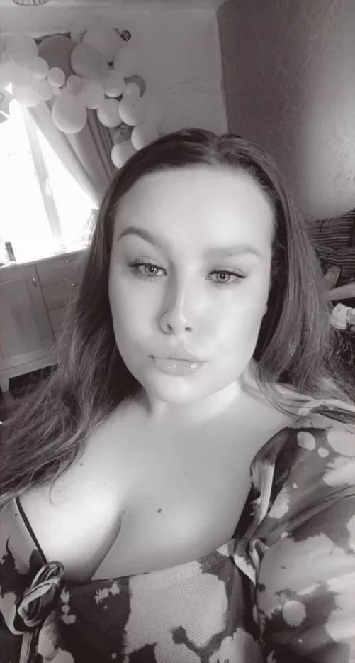 Black and white moment👀