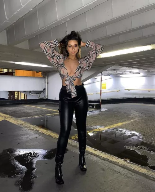 Black leggings Black leggings