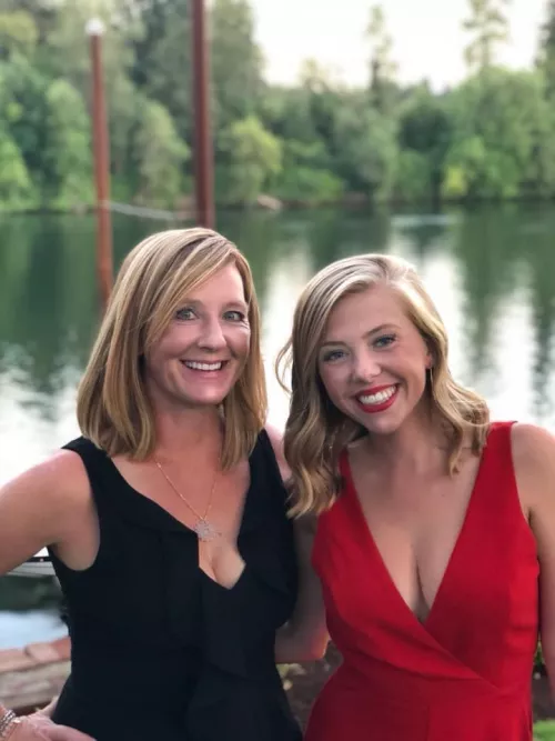 Black or Red Black or Red