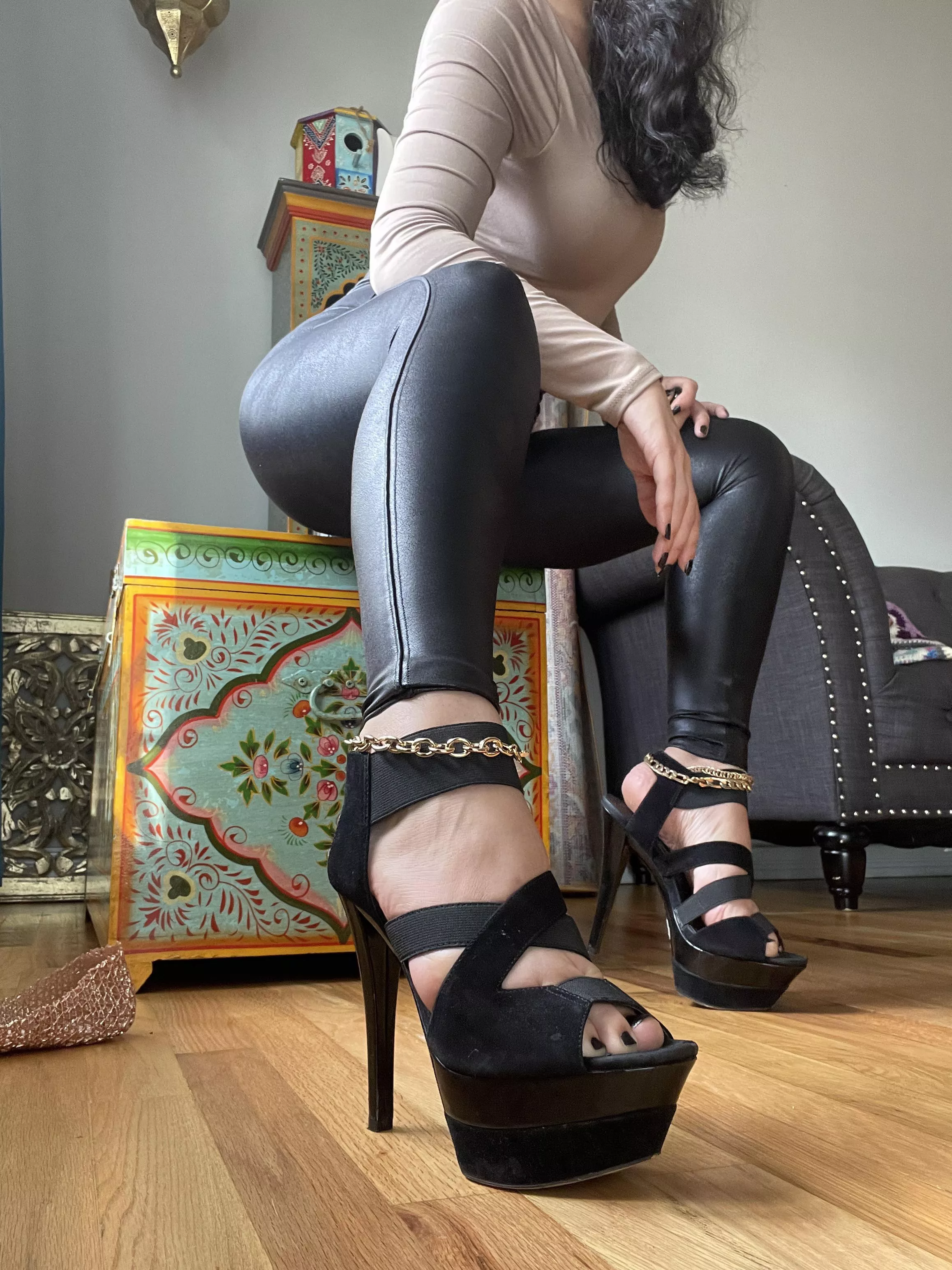 Black polish to match the heels 🖤 Black polish to match the heels 🖤