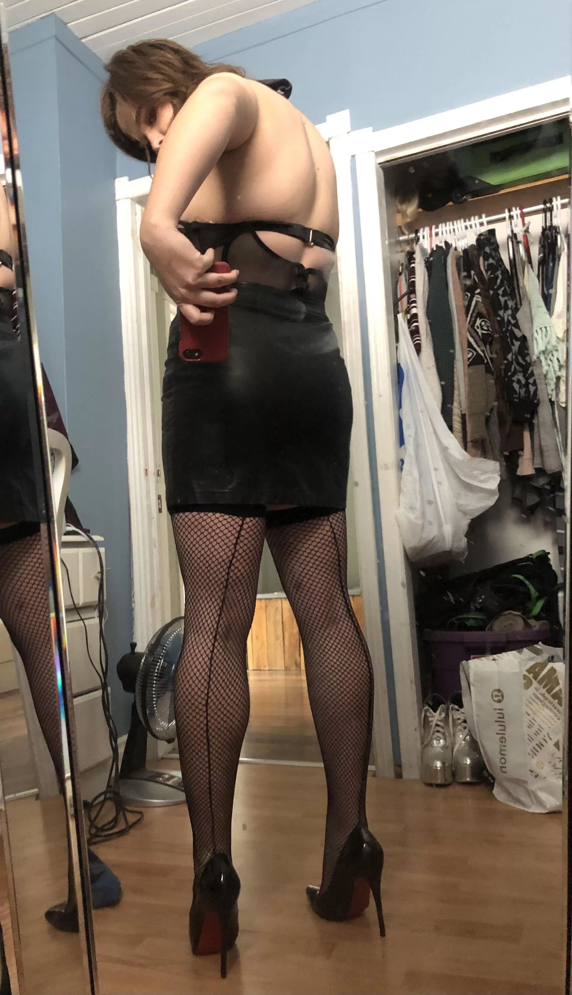 Black & red Black & red