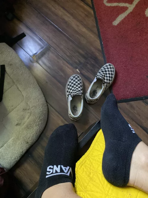 ๐๐๐Black van no shows . 7s. Worn with slip ons for 2 days . ๐๐๐