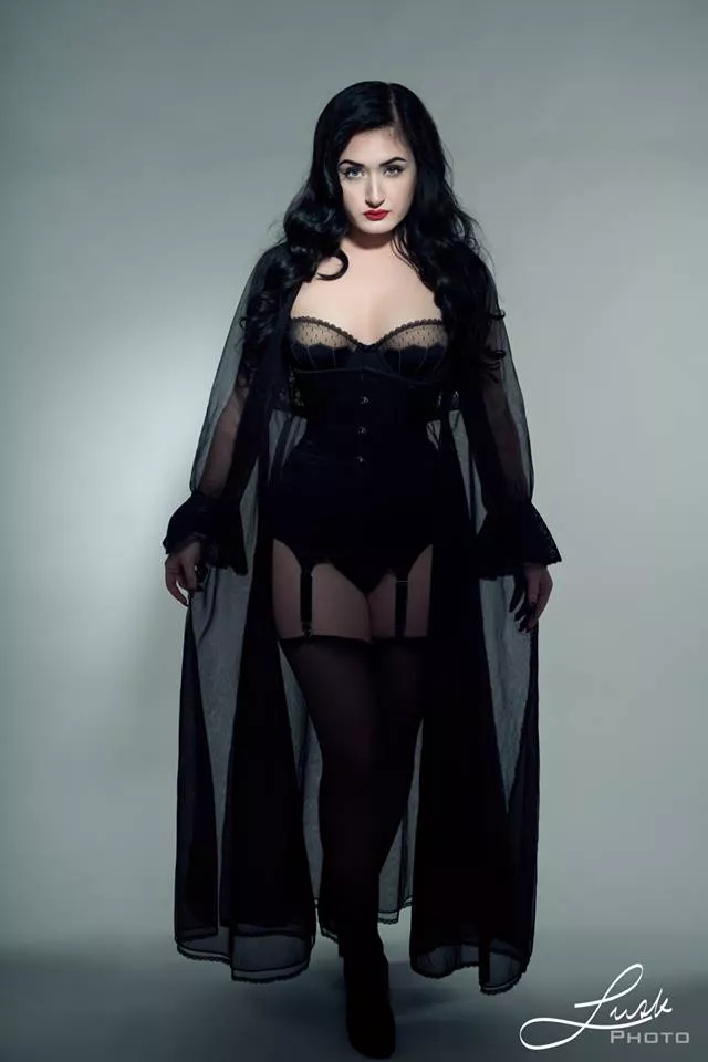 Black widow Black widow