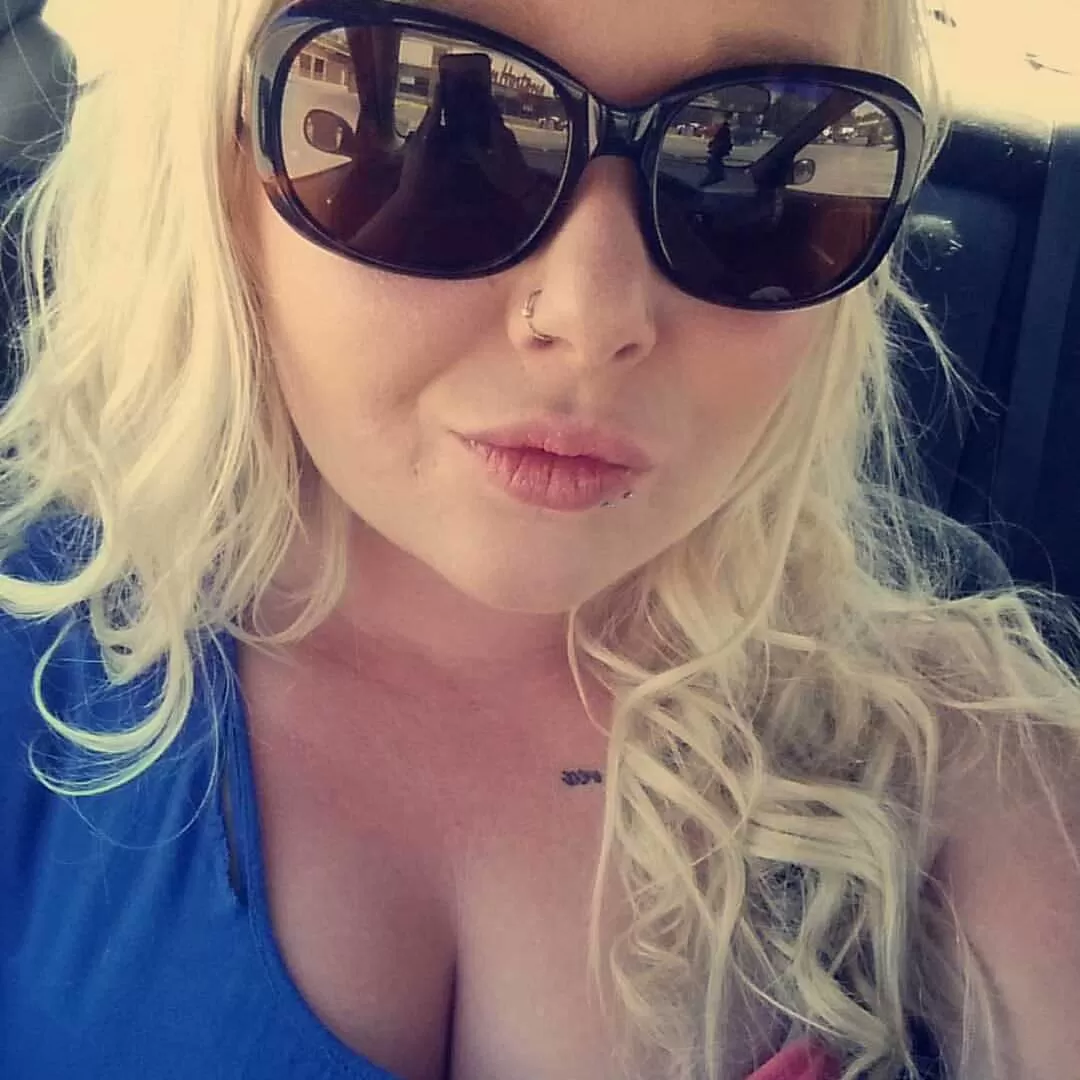 Blonde in blue Blonde in blue