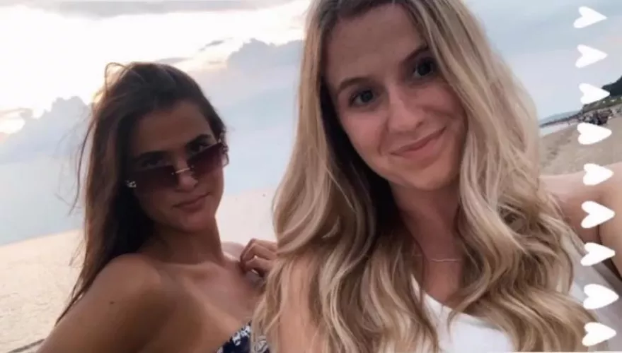 Blonde or brunette Blonde or brunette