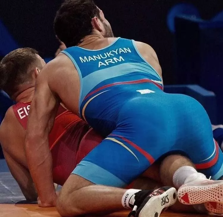 Blue on Red Blue on Red