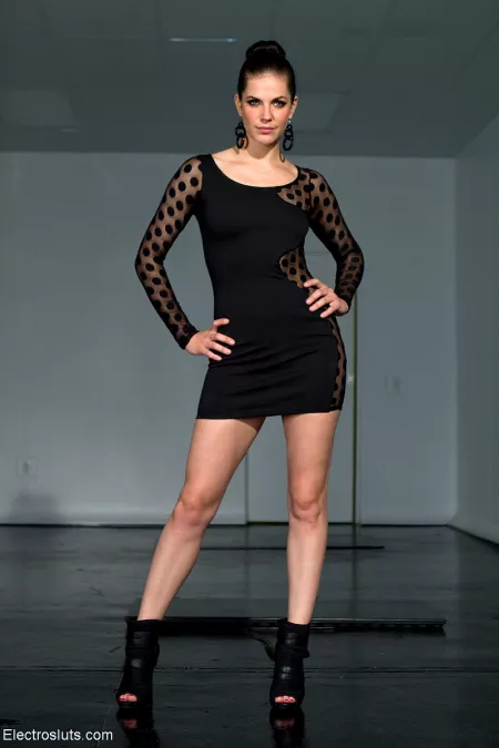 Bobbi Starr