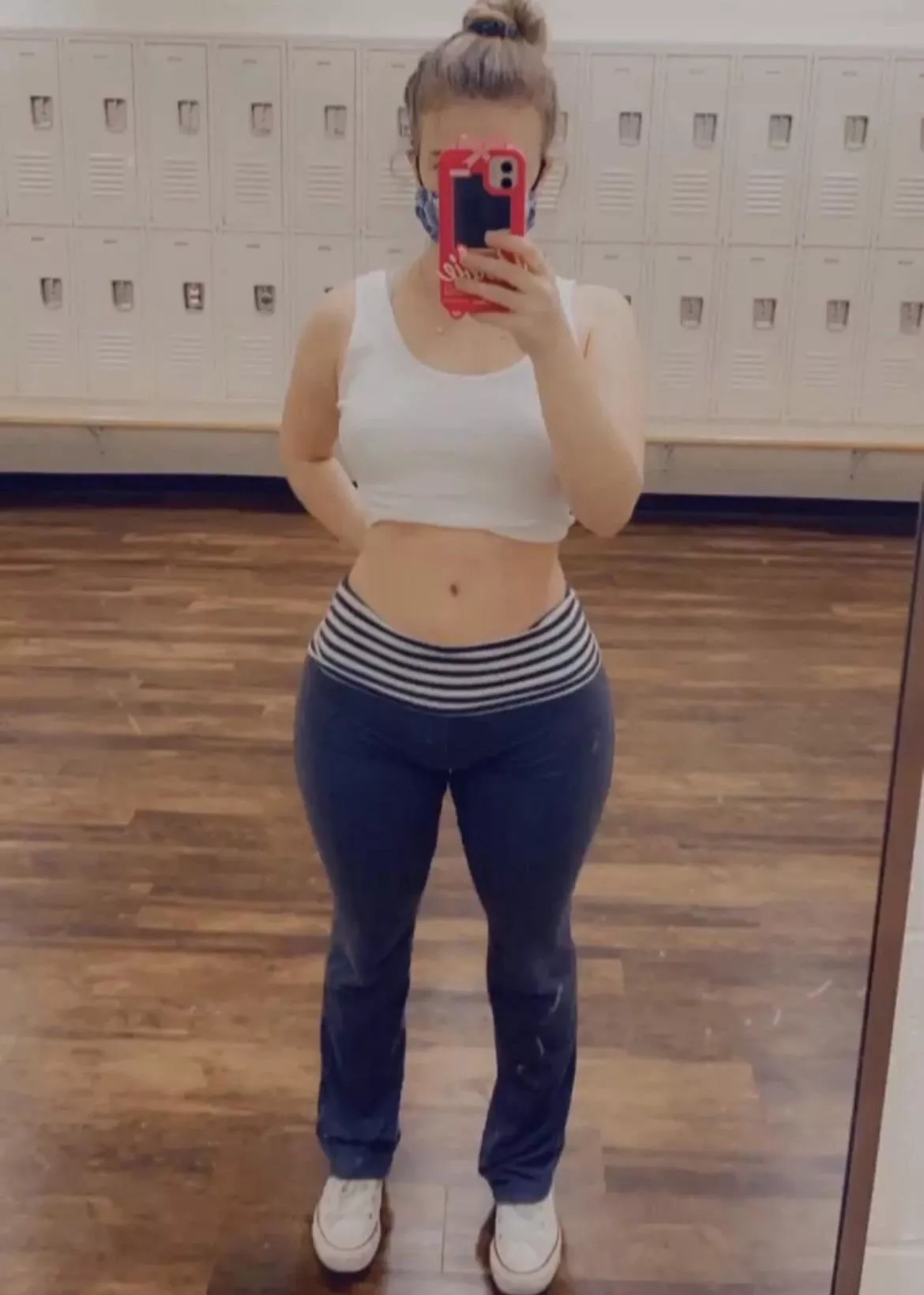 Body shaped like a coke bottle 😊 Body shaped like a coke bottle 😊