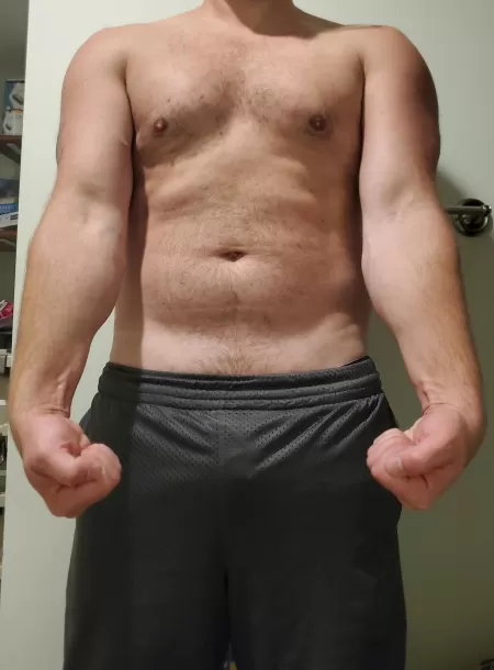 Body's not the best, but I have great grip strength! Body's not the best, but I have great grip strength!