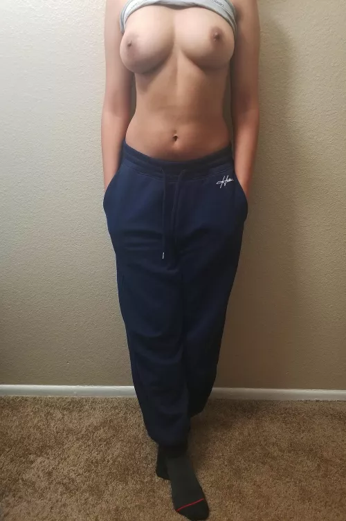 Boobjob or blowjob? (F) 💞