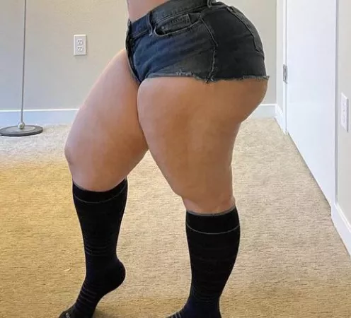 booty ate my shorts😔 booty ate my shorts😔