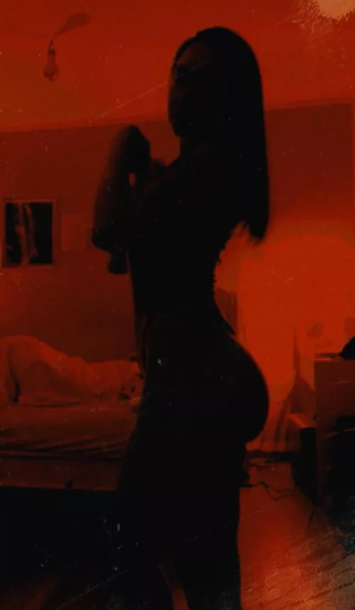 Booty side profile 💓🍑🤪