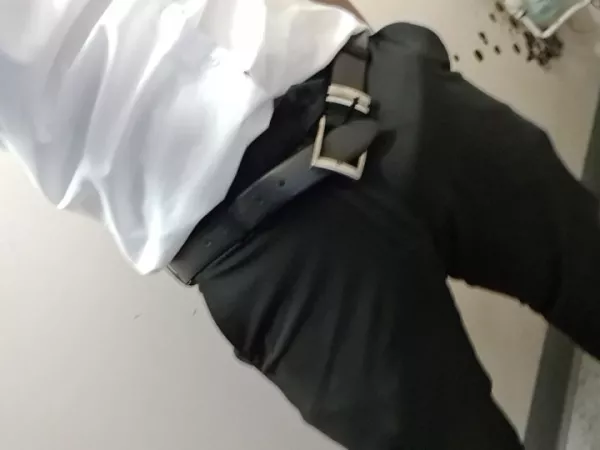 Bored at work 😴 entertain me👀