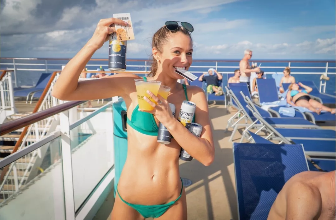 Bottom barely hanging on Bottom barely hanging on