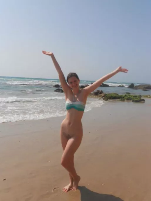 bottomless at the beach bottomless at the beach