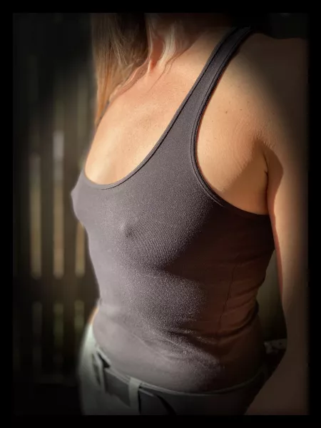 Bras are overrated. I want you to enjoy my milf tits. π