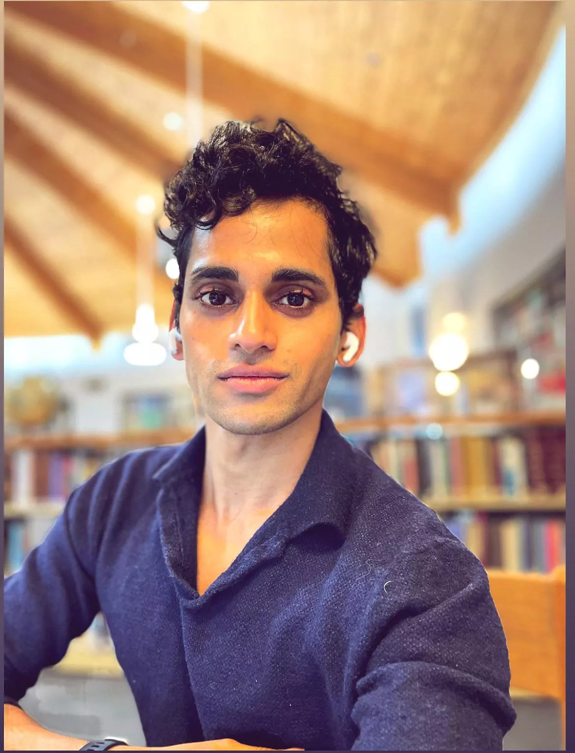 Bringing Desi energy to this sub. 🙏 🙏 🙏