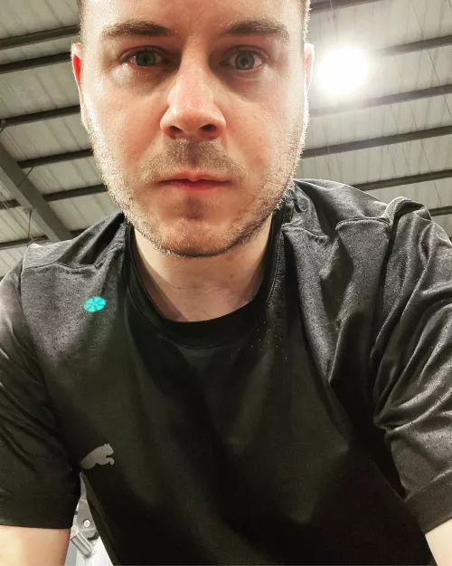 Brits also go to the gym π
 Brits also go to the gym π