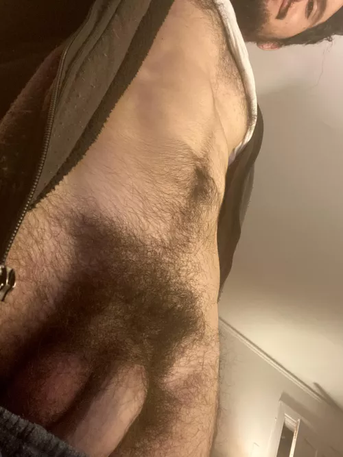 Brrrrβ¦ too cold for full nudes πΆβπ«οΈ
