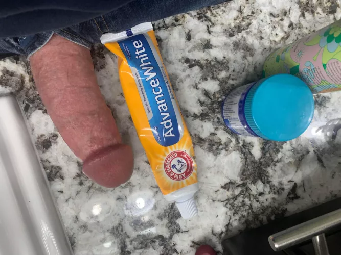 Brushing my teeth thinking bout you.