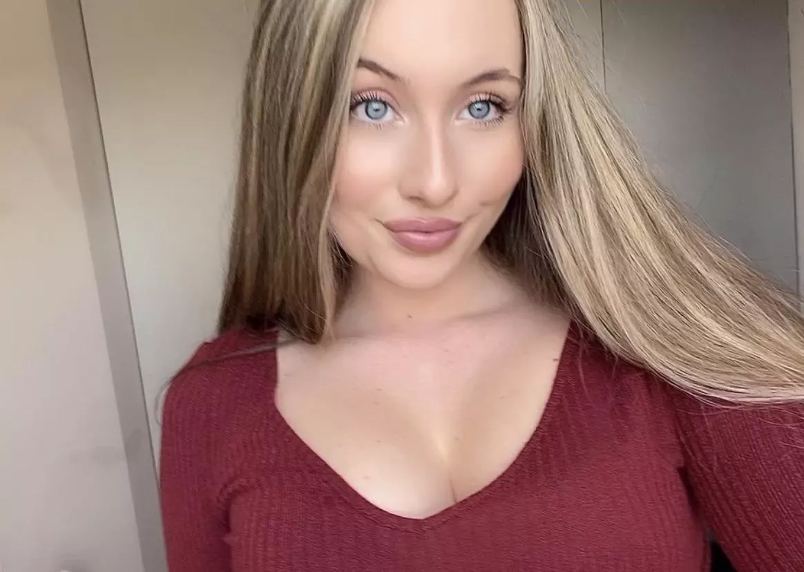 Bury your face here 🤭