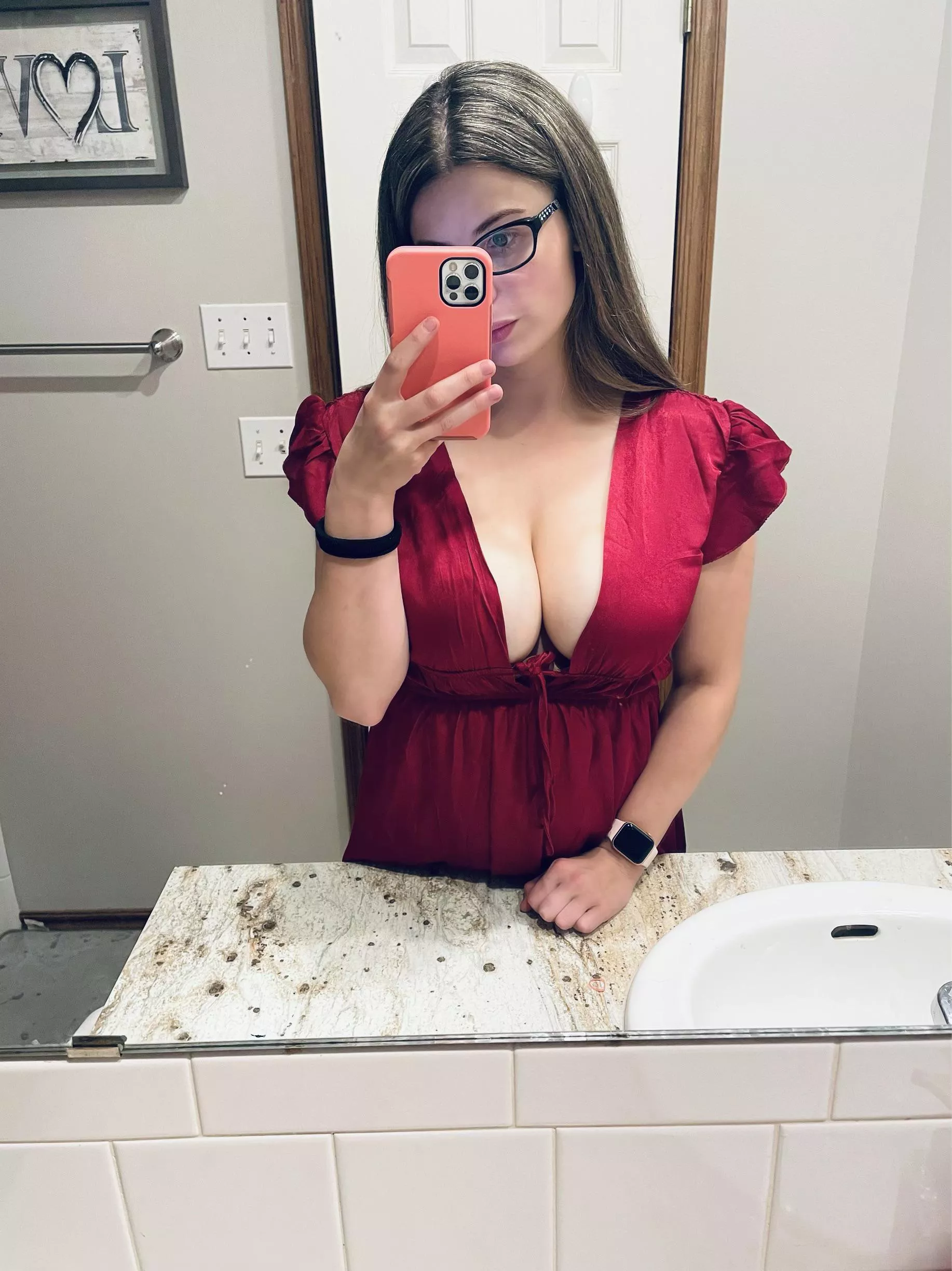 Busting out for my bday dinner ❤️