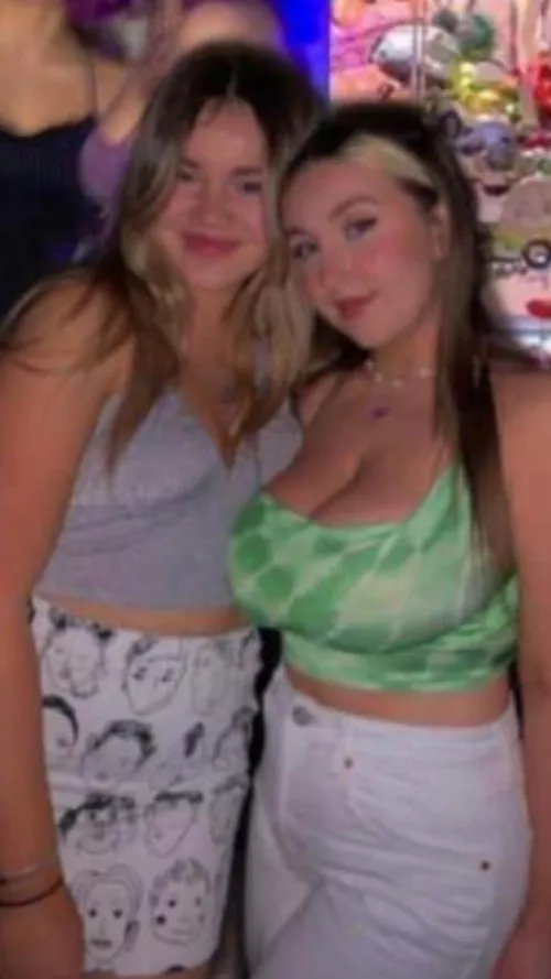 Busty af