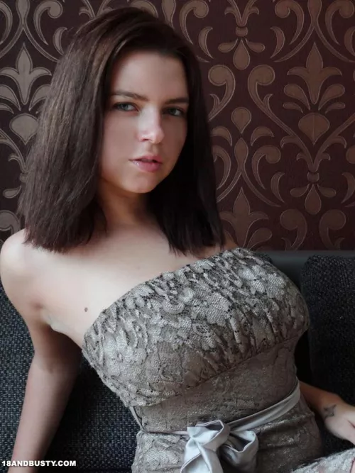 Busty dress
