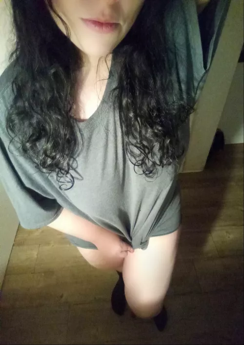 Busy mom in my night shirt, ready to climb into bed (35)