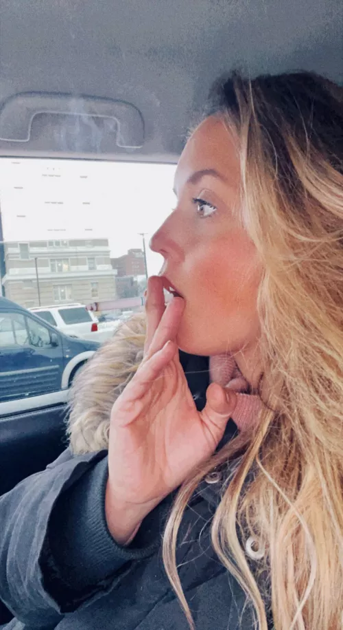 -But my head's fillin' up fast with the wicked games, up in flames 🔥