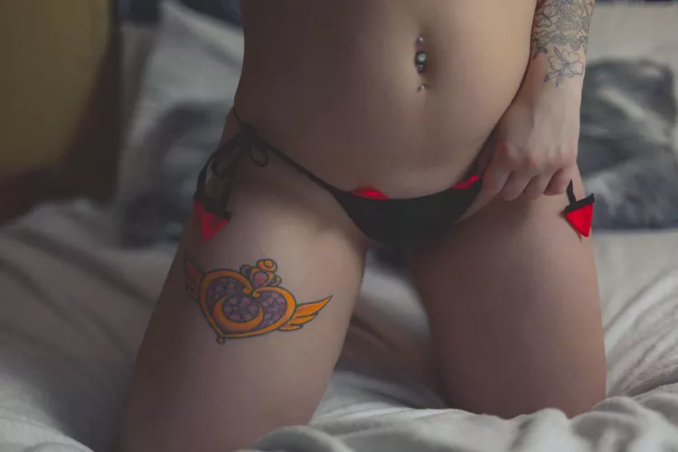 Button share π₯°π enjoy