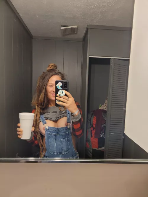 Caffeinated & rocking the fall look in the office today😛 (33)