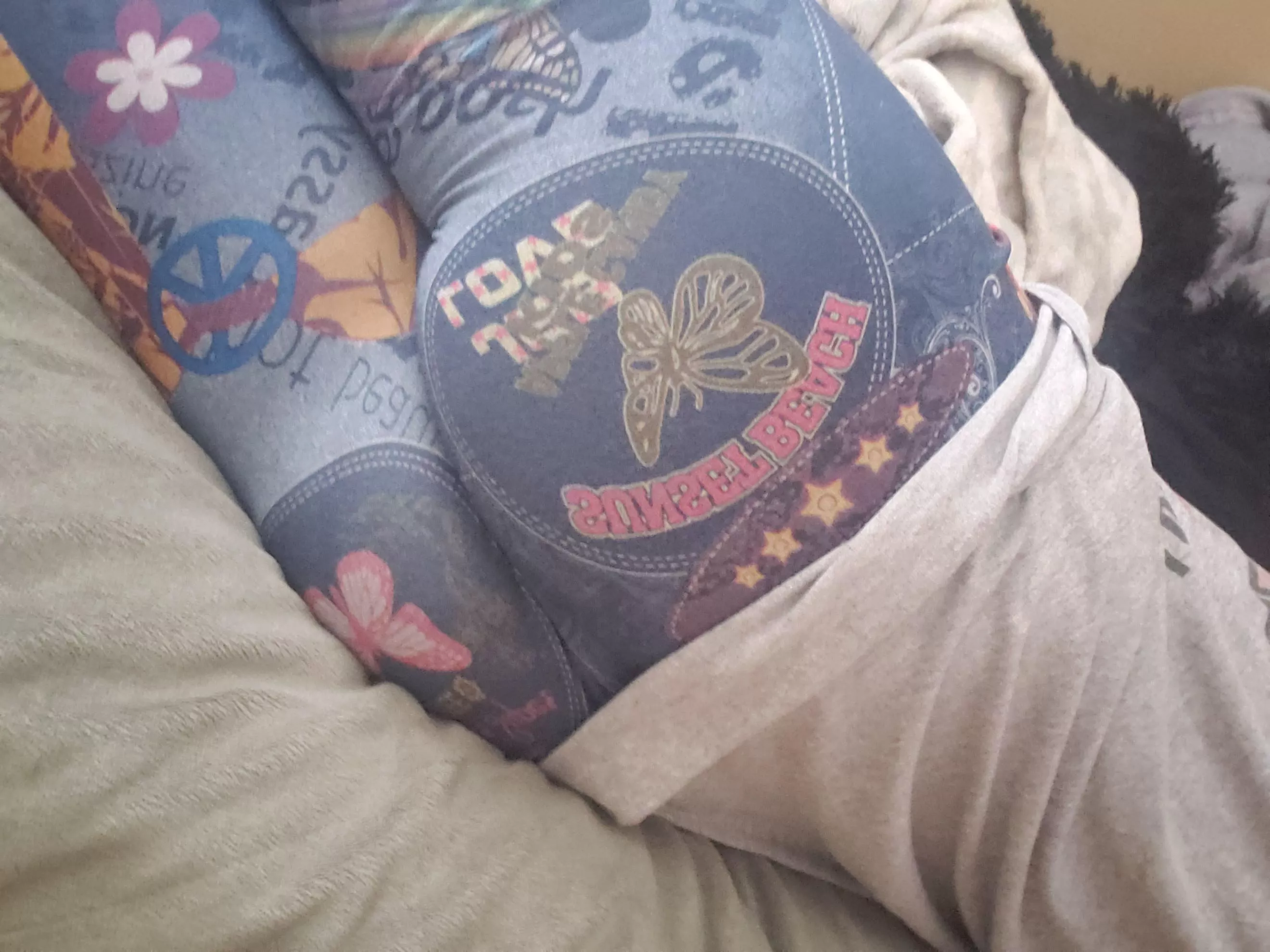 Cake and leggings Cake and leggings