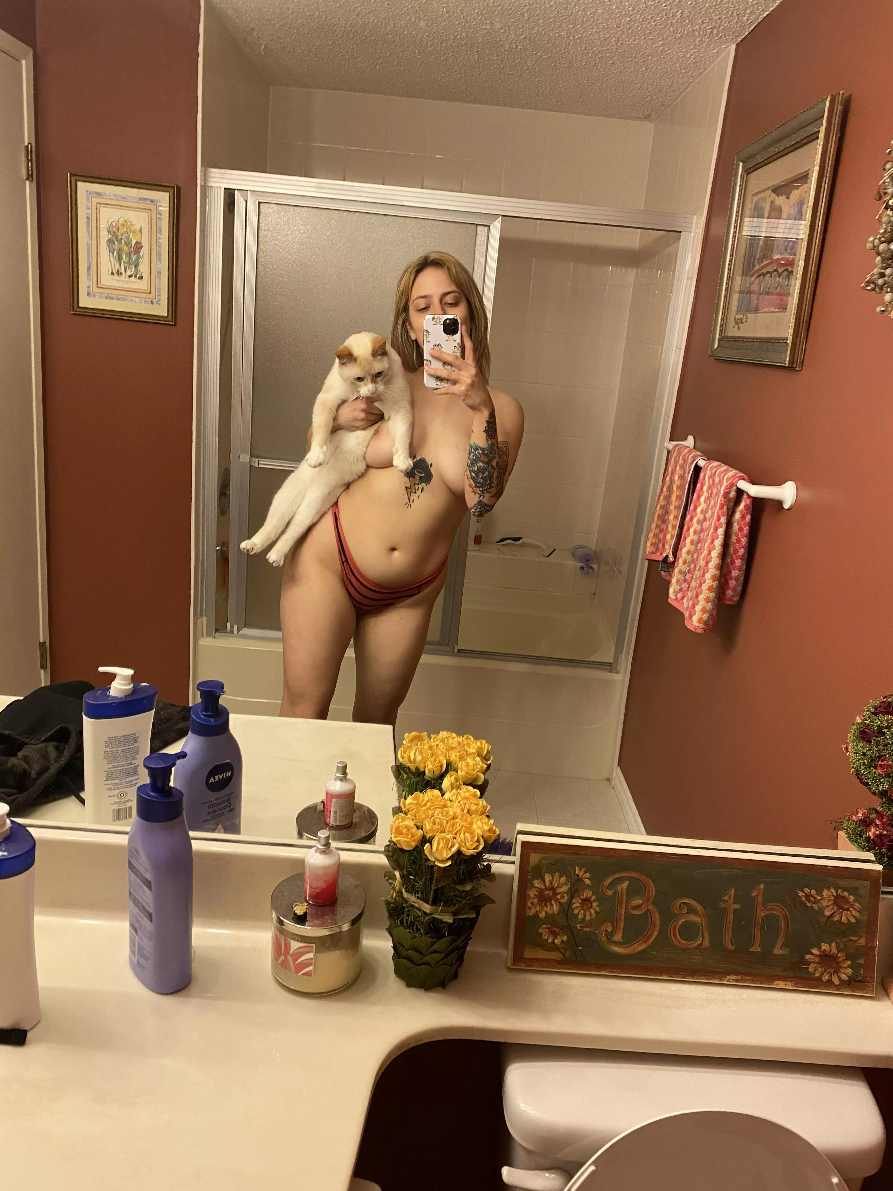 Calgary vs Edmonton which is better (F)