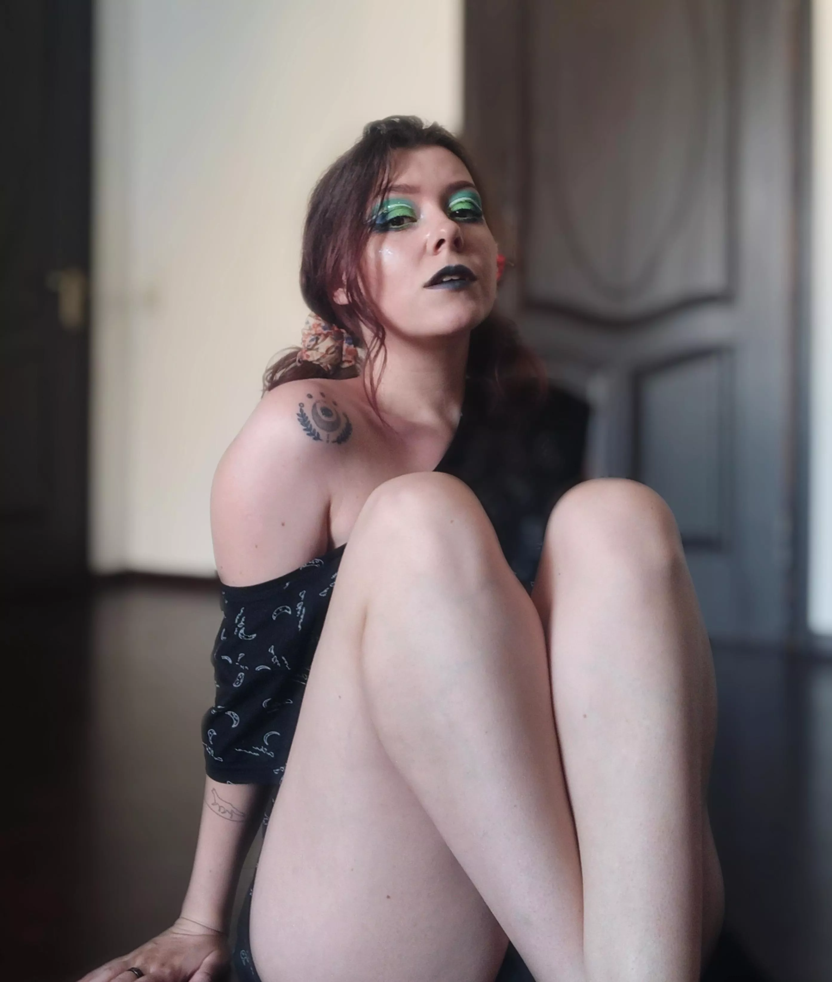 Came after work, would u guess it? ?