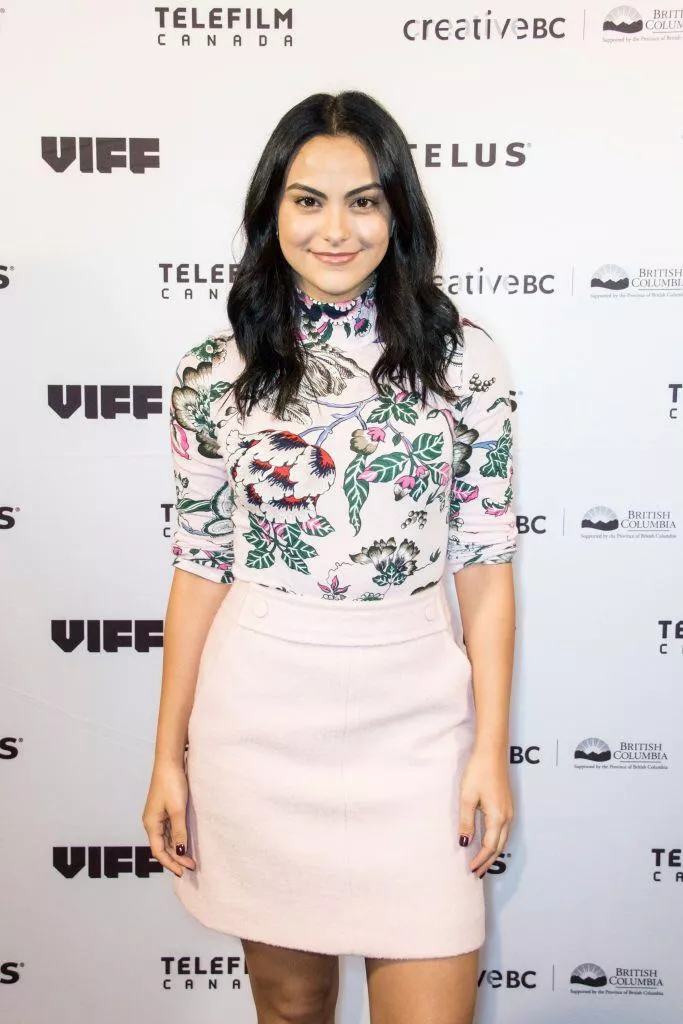 Camila Mendes looks so good