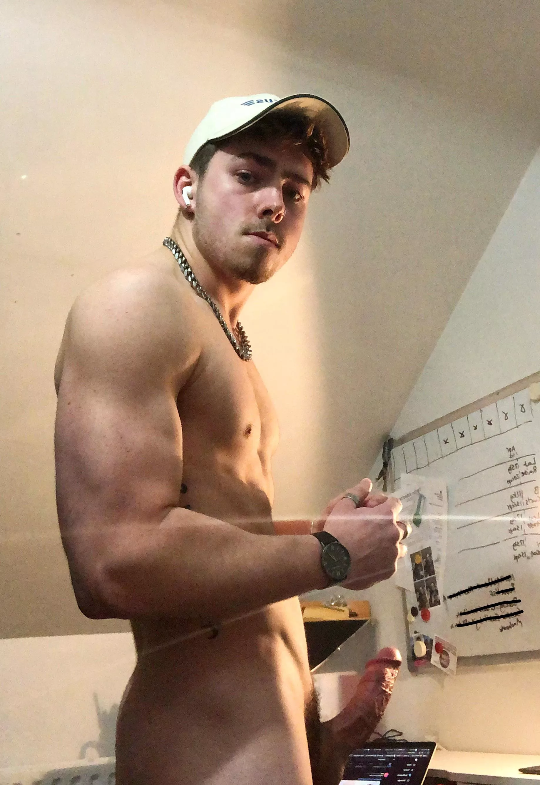 Can a 19 year old stud get some attention? 😉